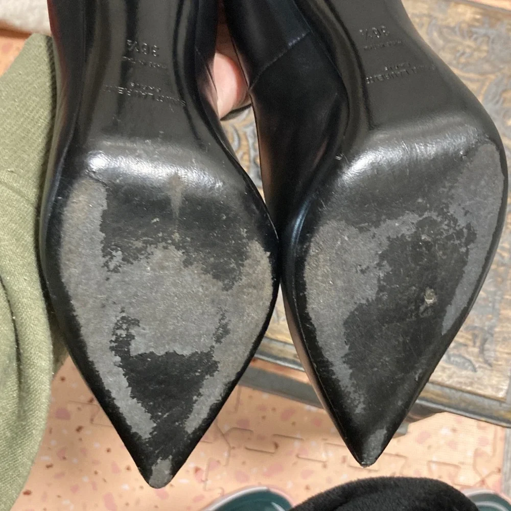 Saint Laurent Black Heeled Pumps - Picture 12 of 13